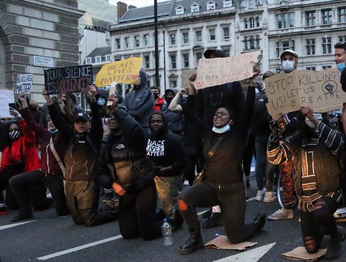 Londra'daki Floyd protestolarında arbede