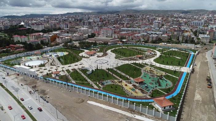 Erdoğan, 10 yeni Millet Bahçesi'nin açılışını yaptı
