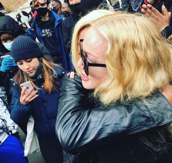 Madonna, George Floyd protestosunda