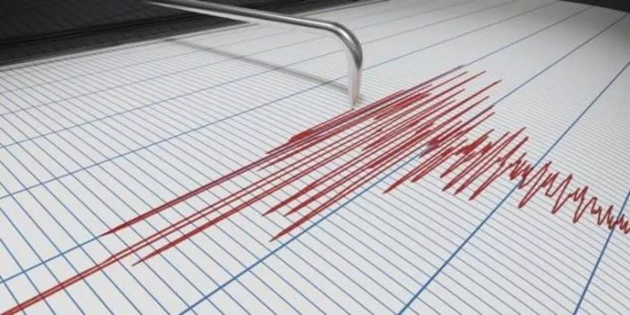 İzmir'de 3.8 büyüklüğünde deprem