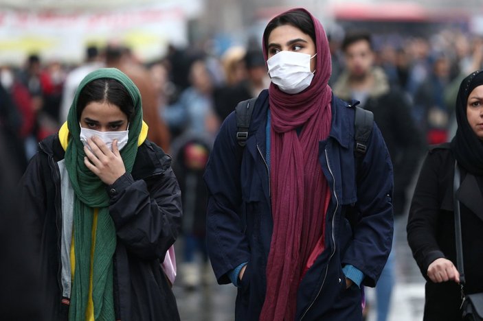 Koronavirüs İran'da 15 milyon kişiye bulaşmış olabilir