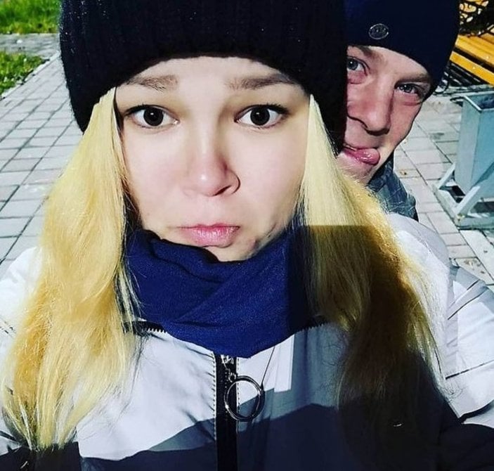Rus çiftin parti için evde bıraktığı ikizlerden biri öldü