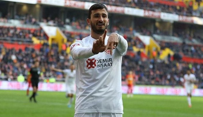 Sivasspor, Erdoğan Yeşilyurt ile sözleşme yeniledi