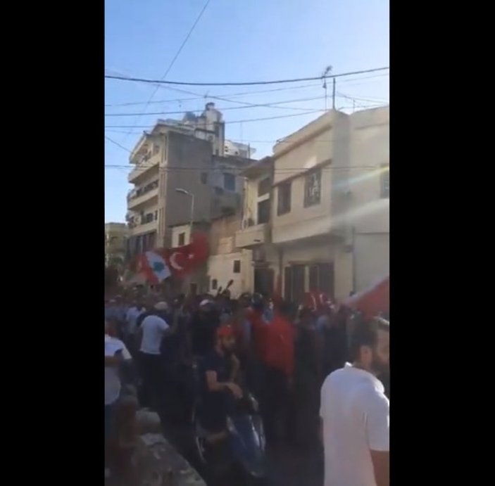 Türkiye'ye hakaret edilen Lübnan kanalı protesto edildi