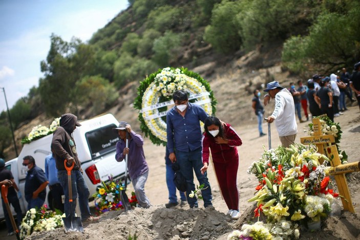 Meksika'da 2 bebek, koronavirüs nedeniyle öldü