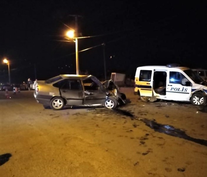 Kahramanmaraş’ta otomobil ile polis aracı çarpıştı: 2 ölü