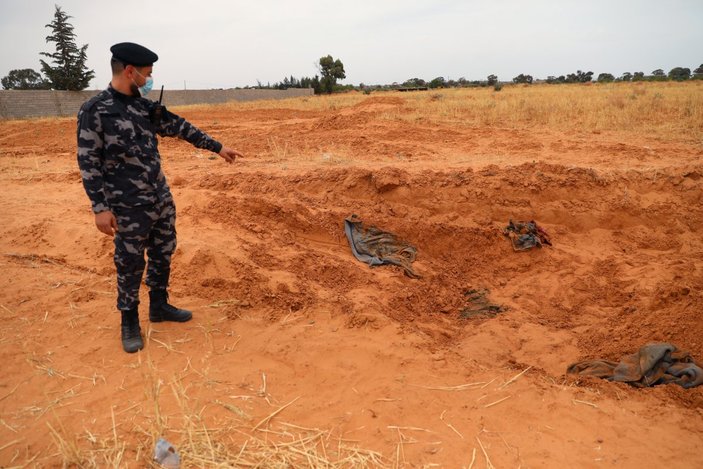 Libya'da Hafter'in kaçtığı Terhune'de yeni toplu mezarlar