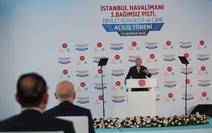 Cumhurbaşkanı Erdoğan İstanbul'da 3'üncü pisti açtı