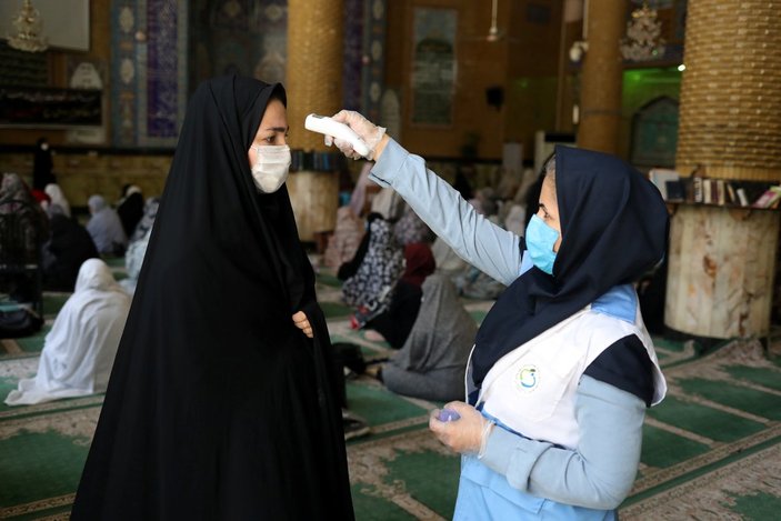 İran'da korona sebebiyle 107 kişi daha hayatını kaybetti