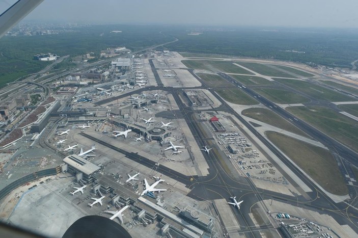 Frankfurt Havalimanı'nın yolcu sayısı yüzde 95.6 azaldı