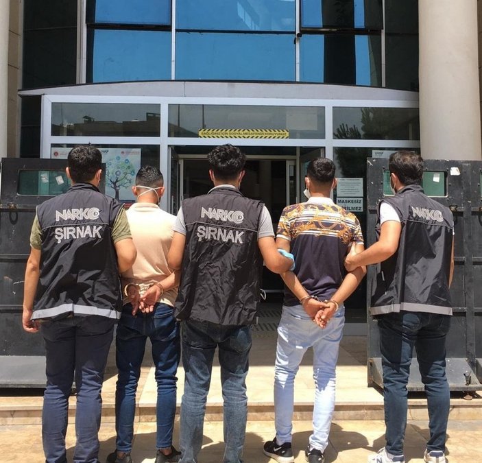 Şırnak'ta kaçakçılık operasyonu: 33 gözaltı