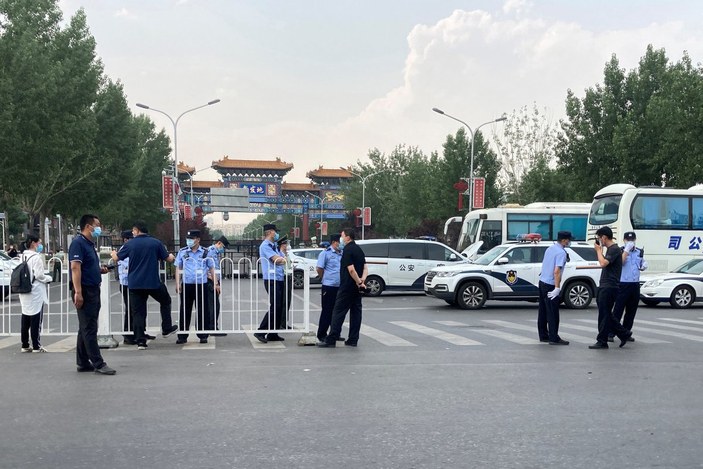 Pekin'de artan korona vakalarına yeni önlemler