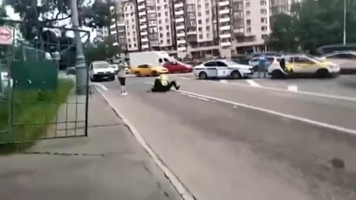 Moskova'da iki polis memuruna silahlı saldırı