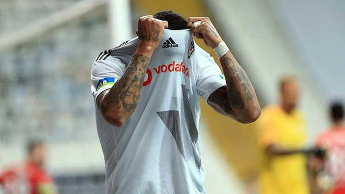 Beşiktaş, Boateng'in sözleşmesindeki maddeyi kaldırdı