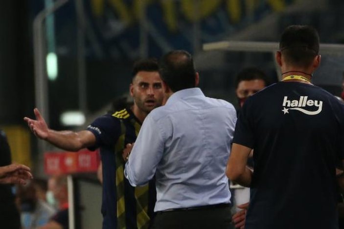 Fenerbahçe'de teknik direktör kim, belli değil