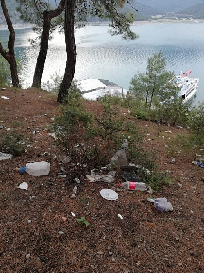 Samsun'da piknikçilerin doğa katliamı