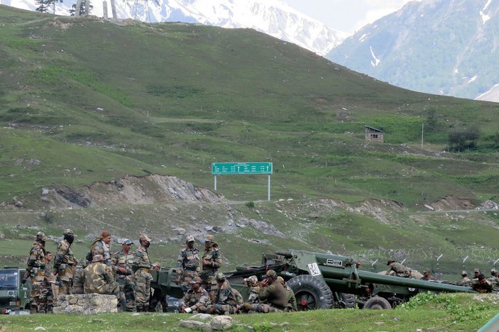 Çin-Hindistan sınırında çatışmalar: 20 Hint askeri öldü