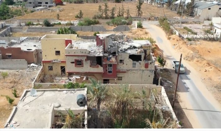 Libya'da Hafter'in yol açtığı yıkımın görüntüleri