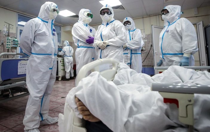 Rusya'da 500'e yakın sağlık çalışanı koronadan öldü