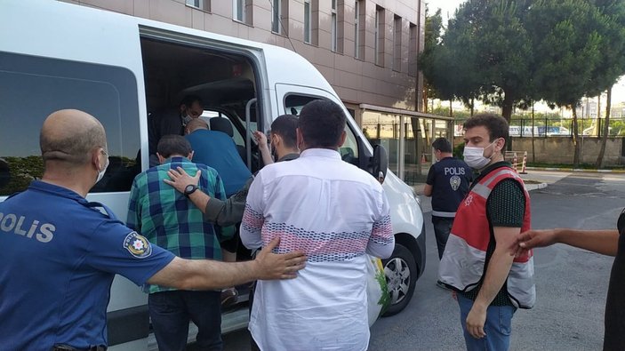 Bakırköy’de kafede kumar oynatan 6 kişi tutuklandı