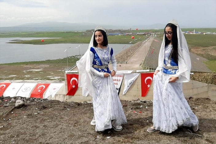Erdoğan, Kars Barajı'nın açılışını yaptı