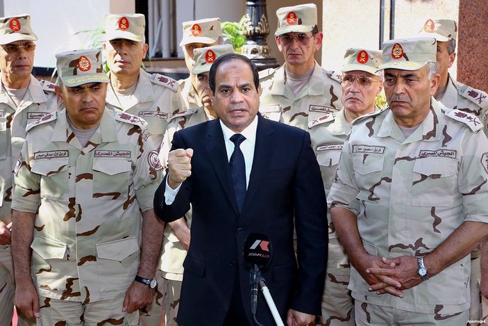 Sisi, Libya konusunda Türkiye'yi uyarmaya kalktı