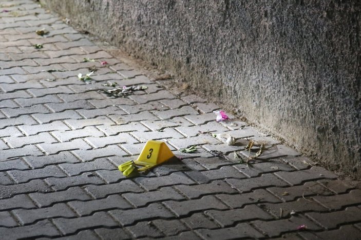 Adana'da ailelerin silahlı kavgası: 6 yaralı