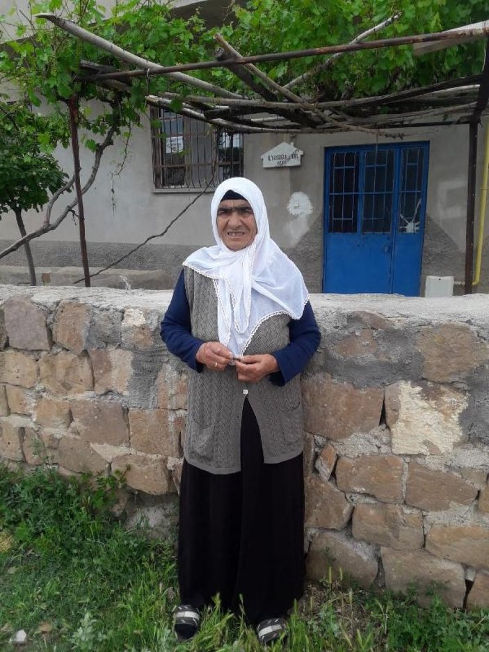 Kırşehir'de evi sular altında kalan kadından tepki