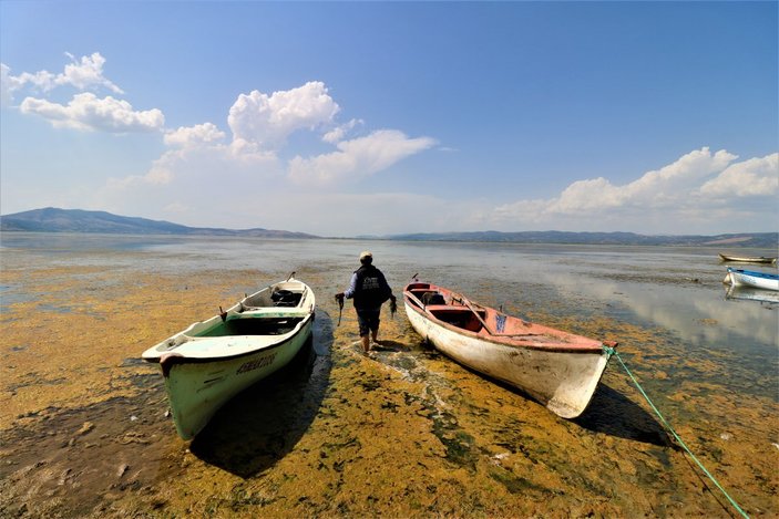 Manisa'daki Marmara Gölü kuraklıkla karşı karşıya