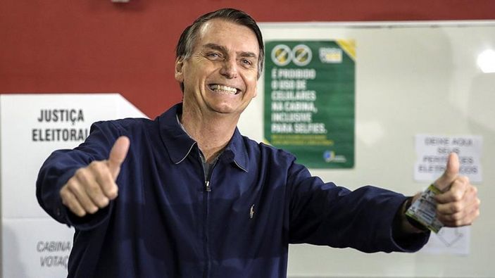 a Bolsonaro'ya maske takma zorunluluğu