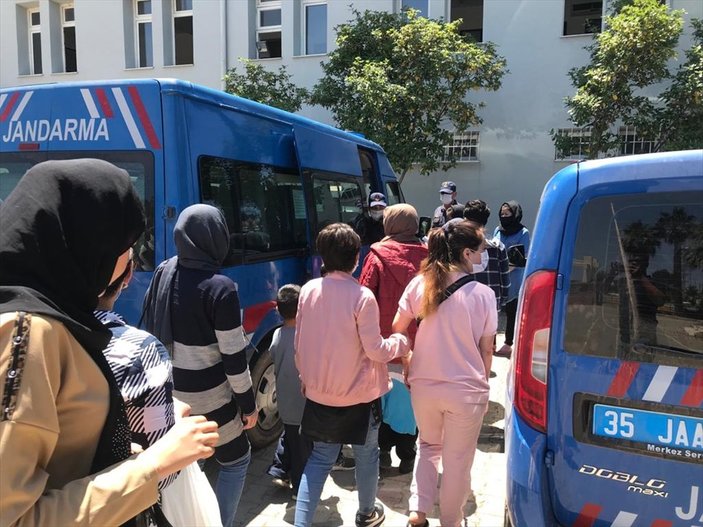 Seferihisar'da 37 göçmen yakalandı