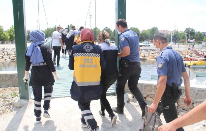 Konya'da göle atlayan kadını polis kurtardı