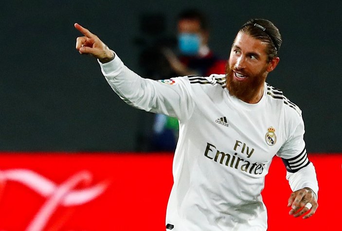 Real Madrid ligde liderliğini korudu
