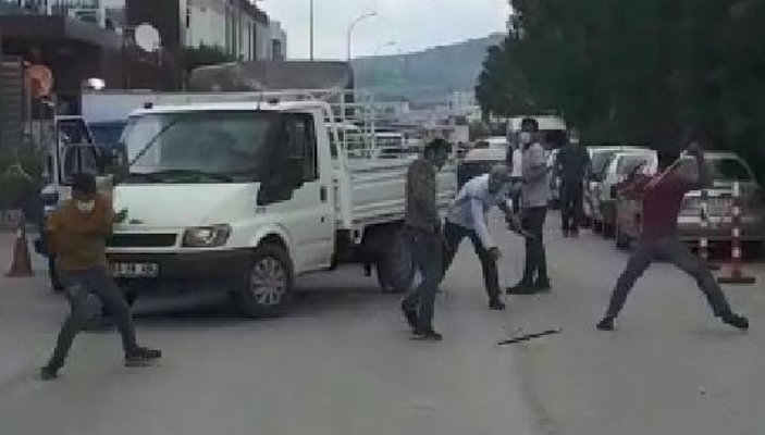 Bursa'da iki grup arasında levyeli kavga