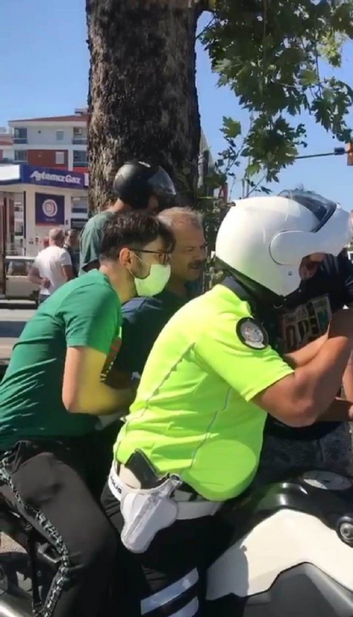 Antalya'da oğlunu sınava yetiştirmek isterken kaza yaptı