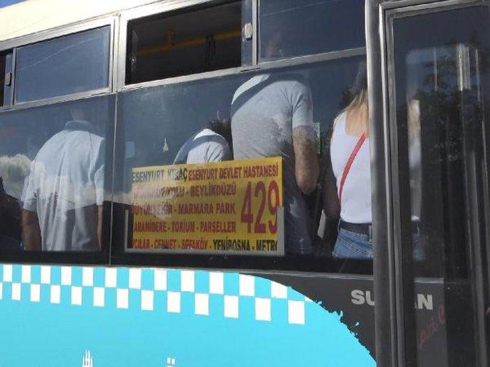 Esenyurt'ta denetime takılan minibüsten 37 yolcu çıktı