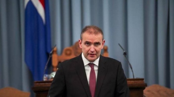 Johannesson, yine İzlanda Devlet Başkanı seçildi