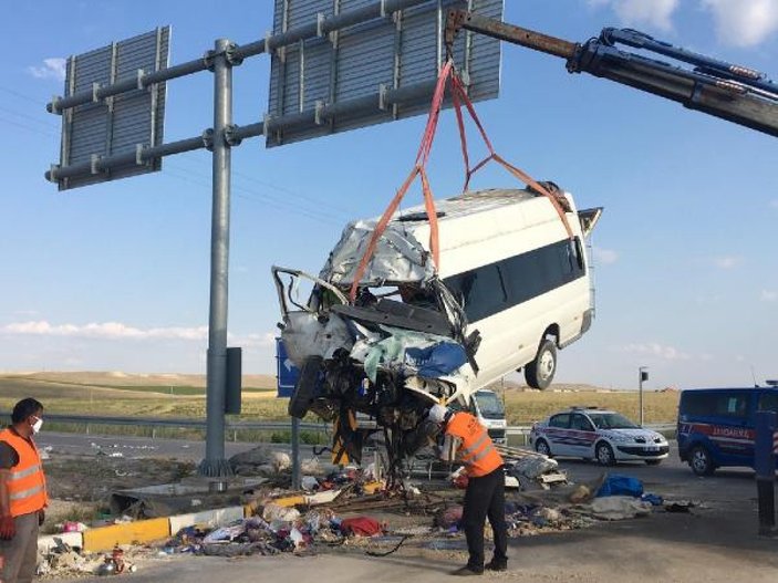 Konya'da 7 kişinin öldüğü kazada tır şoförü tutuklandı