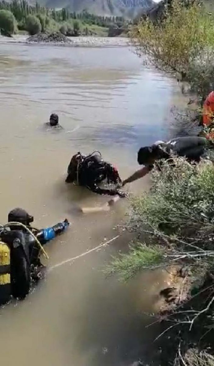 Kars'ta 16 yaşındaki genç nehirde boğuldu