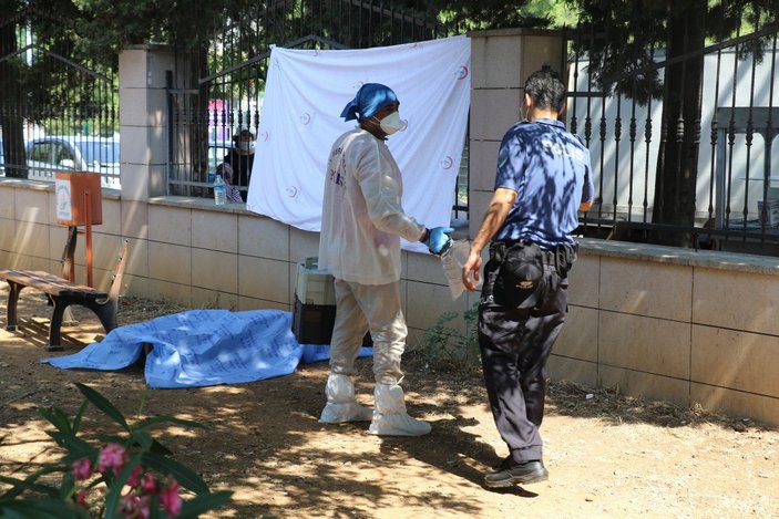 Antalya'da hastane bahçesinde ölü bulundu