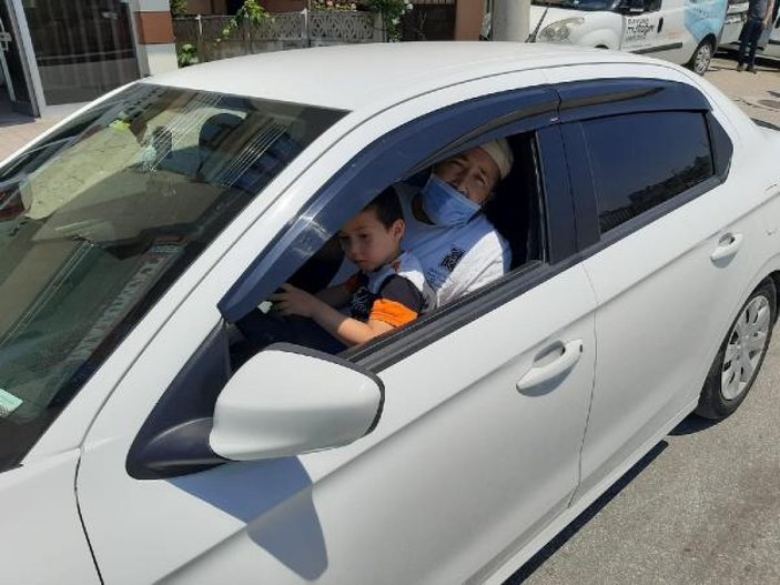 Düzce'de çocuğu ile araç kullanan babaya ceza