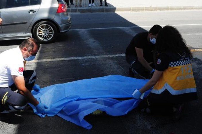 Nevşehir'de üst geçidin ayağına çarpan sürücü öldü