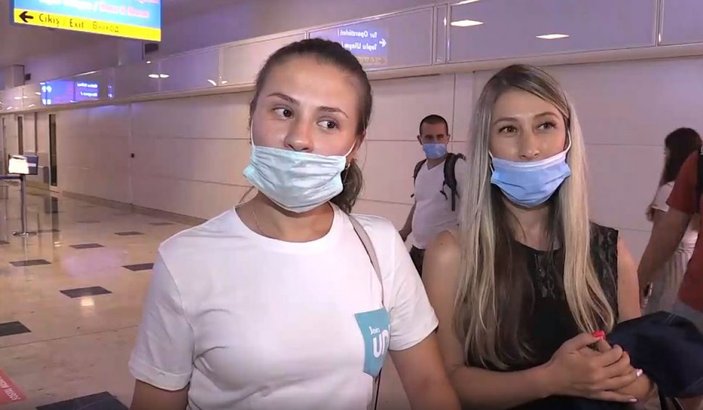 Ukraynalı turistler Antalya'ya geldi