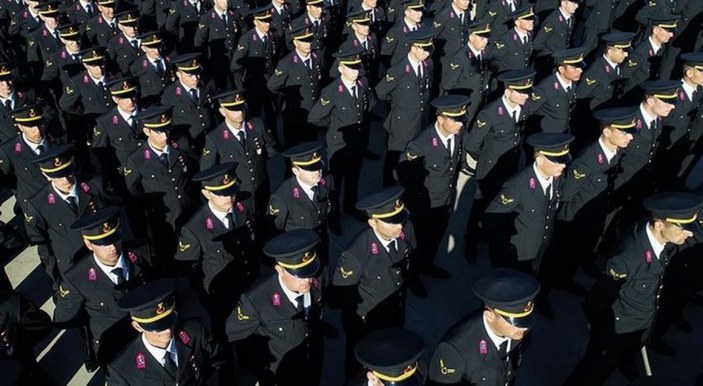 Jandarma'ya 1300 erkek öğrenci alınıyor