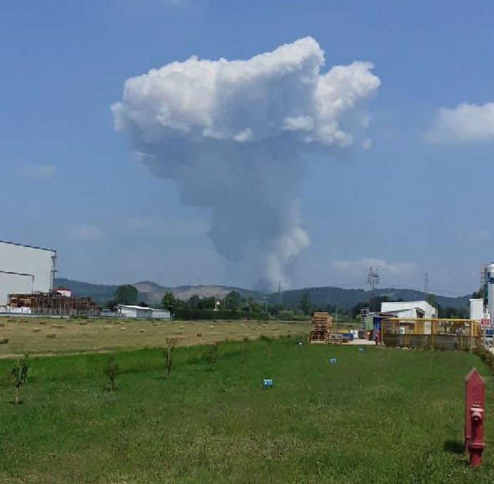 Sakarya'da havai fişek fabrikasında patlama
