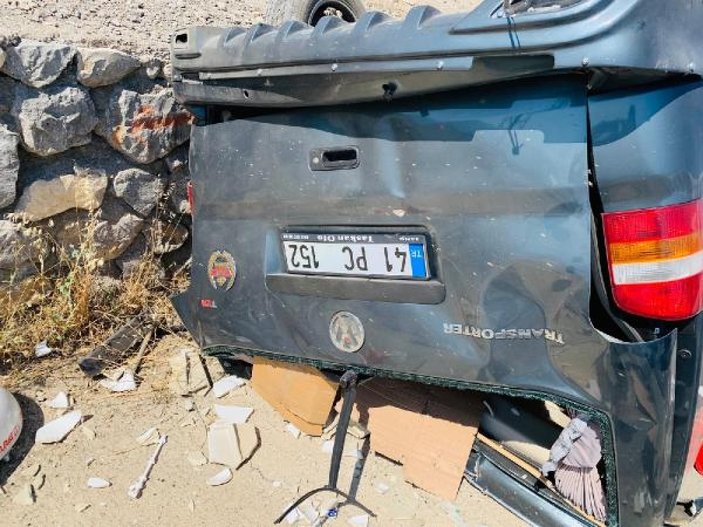 Malatya'da araç devrildi: 1 ölü, 4 yaralı