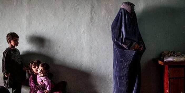 Afganistan'da her valiye en az 1 kadın yardımcı atanacak