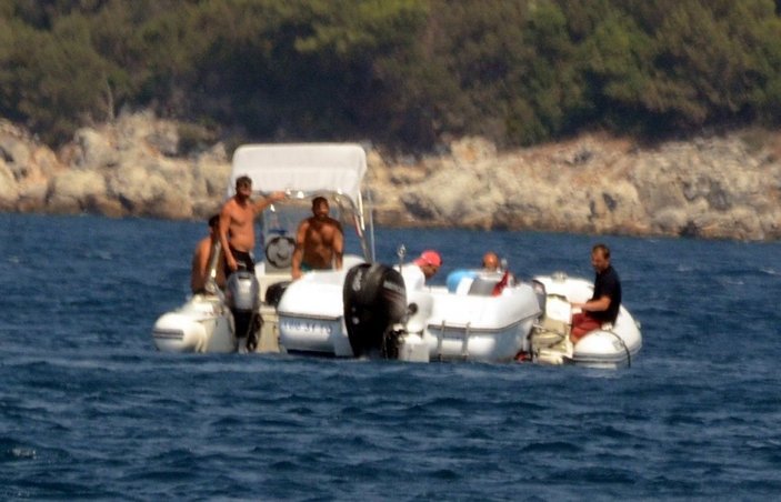 Bodrum'da kaptansız kalan bot herkesi korkuttu