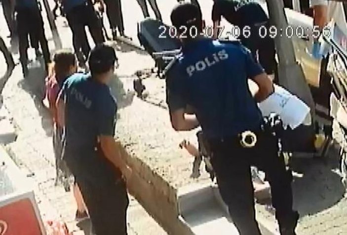 Beyoğlu'nda kadına saldırı anı kamerada