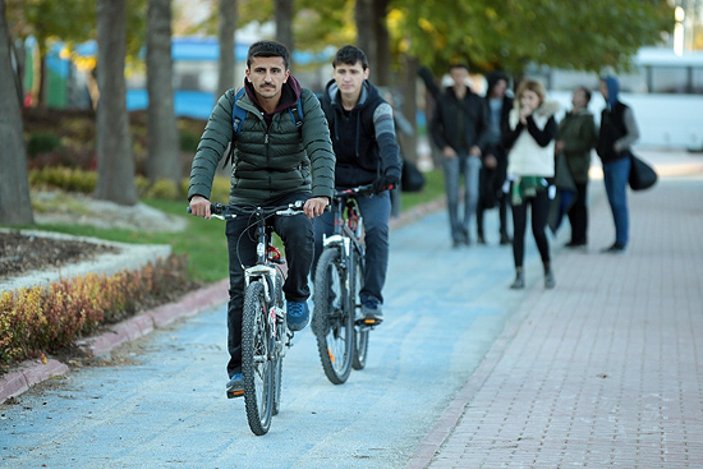 Antalya'da bisikletli gence kesilen ceza iptal edildi